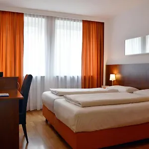 Italia Hotel Munich
